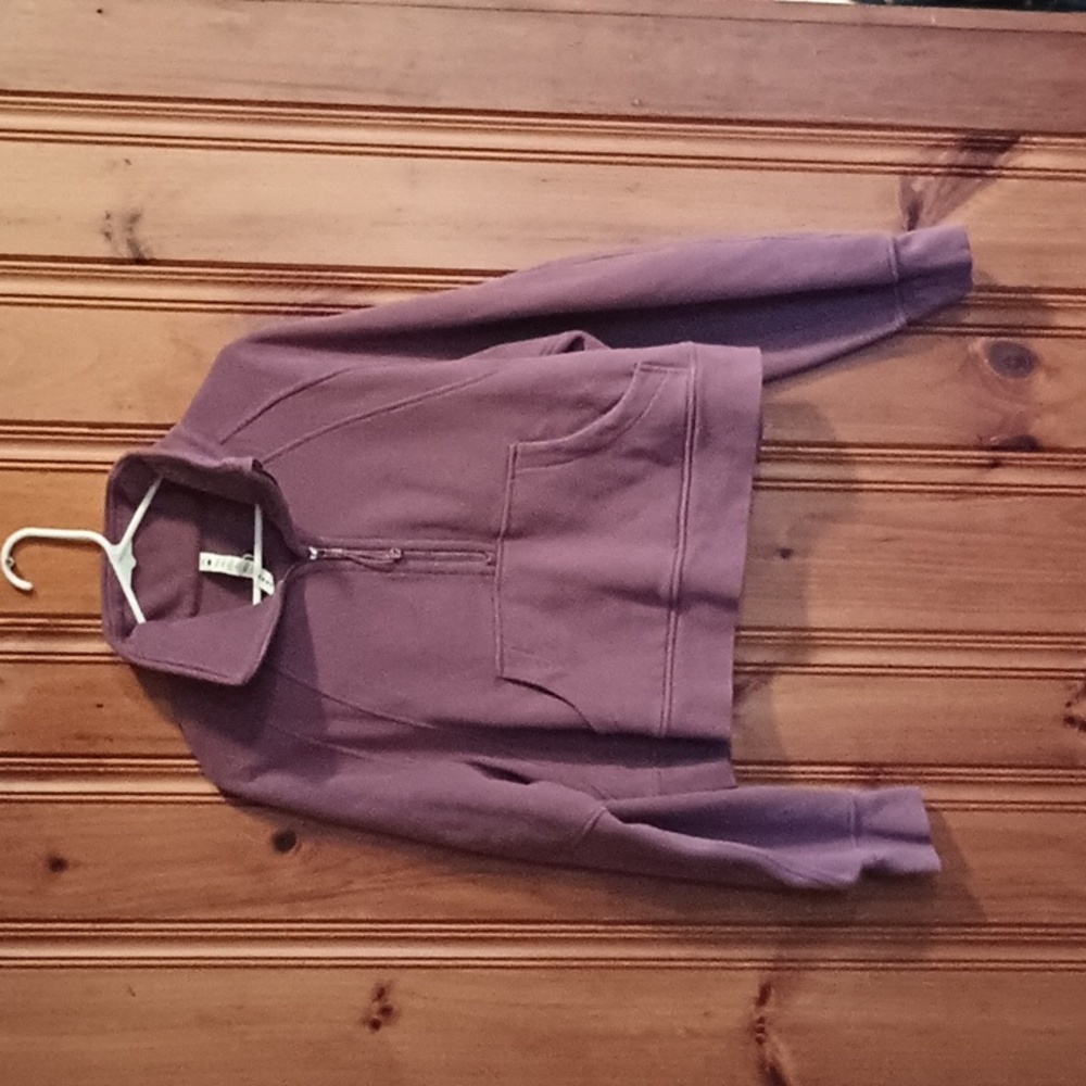 Lululemon scuba funnel neck m/l